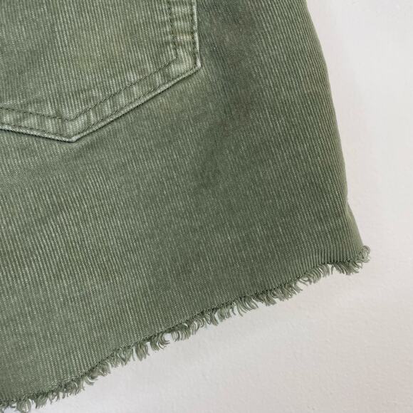 Carve Designs Oahu Stretch Corduroy Cut Off  Frayed Shorts Olive Green womens 8 - Picture 9 of 11